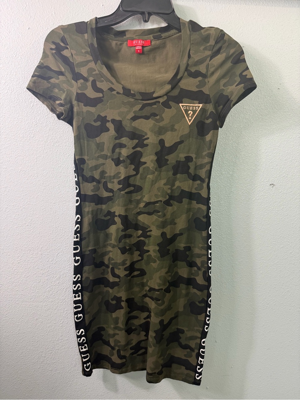 GUESS Olive Camo Scoop-Neck Mini Dress with Side Logo Tape
